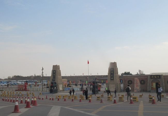 90年代の映画「赤いコーリャン」をはじめ数々の映画・ドラマが撮影された場所です。