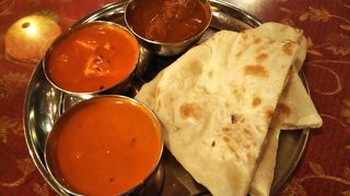 サムラート 新宿東口駅前店