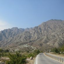 神々しい山塊です。