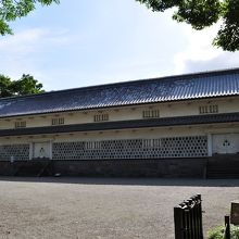 金沢城三十間長屋