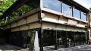 武家屋敷のような落ち着いた雰囲気