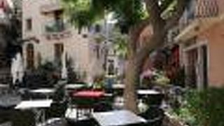 カステルモーラ