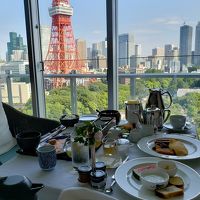 インルームブレックファスト。