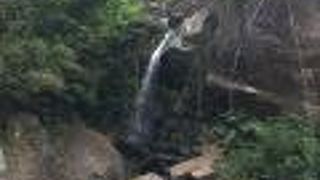 沖縄では滝のパワースポットも珍しい？