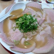 ラーメン横綱 春日井店