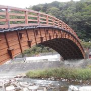 木曽大橋、美しいが実用的でない