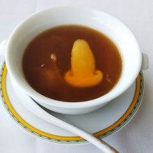 ふかひれと松茸のスープ