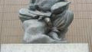 とてもリアルな恵比須像