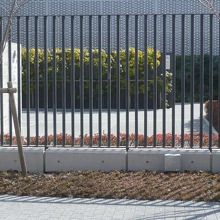 貨幣を製造するさいたま支局ですので、警戒は厳重です。