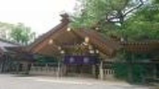 祈祷などをここでやってくれます