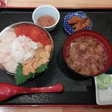 道下丼