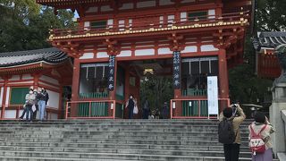 人の少ない八坂神社は初めてかも