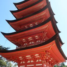 美しい見事な五重塔