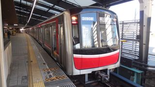 空いてて便利な新大阪始発電車