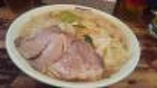 野菜たっぷりのうま味あるスープが美味しい