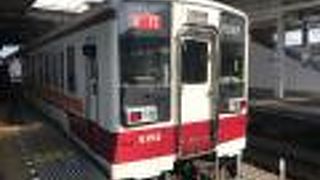 絶滅寸前のクロスシート急行