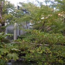 和洋折衷の庭園