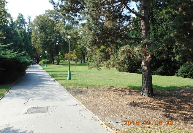 クラーロヴスカー庭園