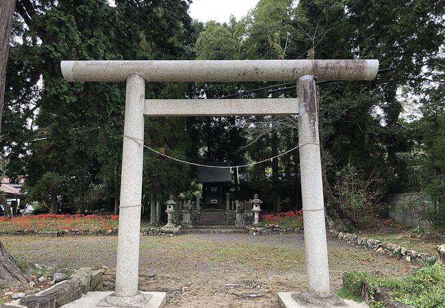 八剱神社