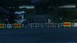 半蔵門橋の奥には