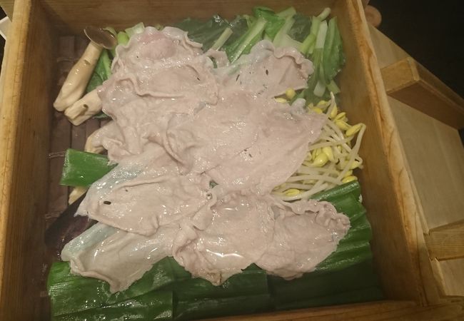 豚肉と京野菜のせいろ定食をいただきました