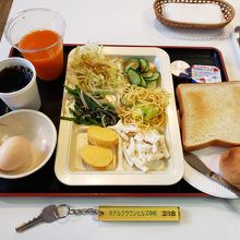 朝食は無料で提供されていました