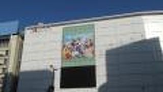 お手頃価格のショップ多し