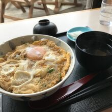 土日限定　会津地鶏の親子丼