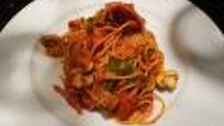 ここはワインバーなんでしょうね