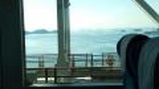 下り電車のグリーン席が面白い