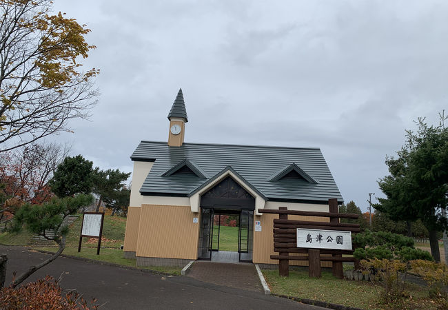 川沿いの公園です