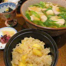 鳥なんばセット　１５３０円（外）