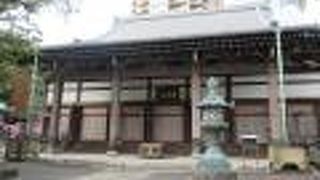 勅使門も残っています