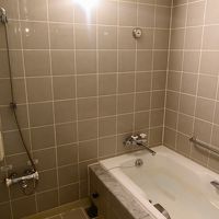 温泉の大浴場もあるけれど、部屋の浴室も快適