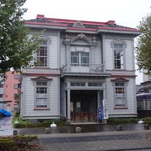 旧黒羽根内科医院旧館を利用した「いせさき明治館」