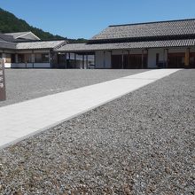 …宿坊やお寺さん関連の施設がありますが…、