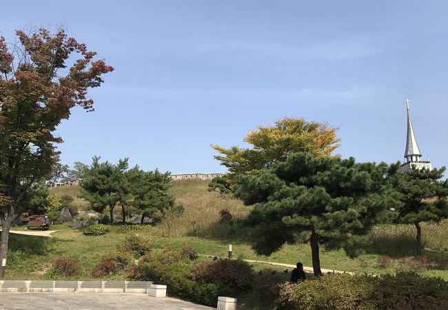 東大門市場 トンデムンシジャンの広場 公園 クチコミ人気ランキング フォートラベル ソウル Dongdaemun Sijang