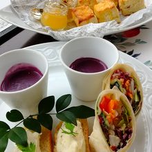 セイボリーとスコーン