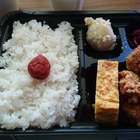 無料朝食のお弁当です。