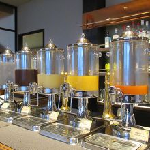 小鉢スタイルジュース類は変わらないものの…