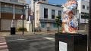 インパクトある古伊万里人形