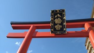 豪奢で美しい神社