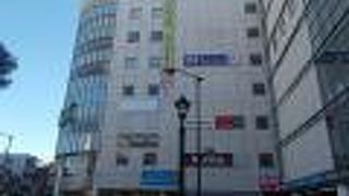 熊谷駅の構内通路とつながっています。