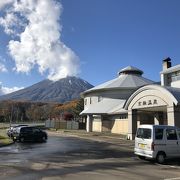 快晴の羊蹄山を眺めながらの外気浴。水風呂は１１月でも思ったほど冷たくなく