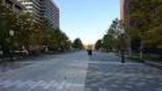 東京駅駅舎を正面から見ることが出来ます