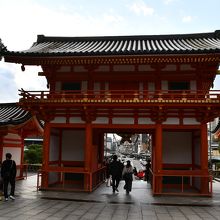 八坂神社の門
