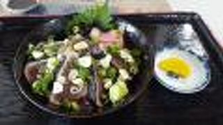 「かつおのたたき丼」について