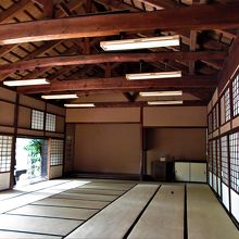 広い和室
