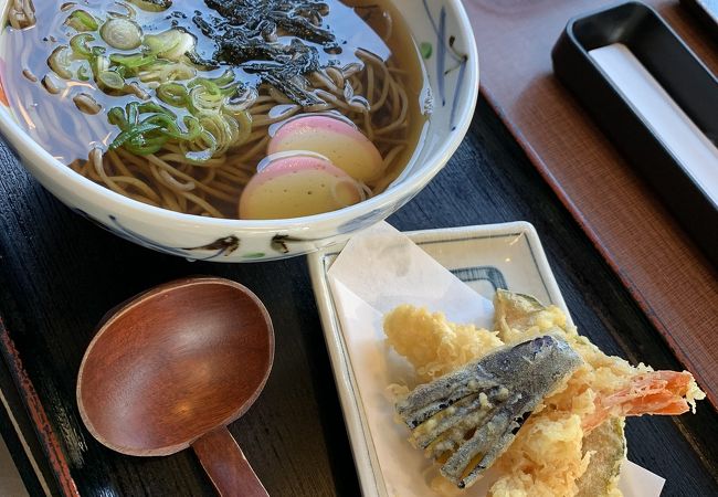 名東区でお蕎麦　天ぷらそばは別盛