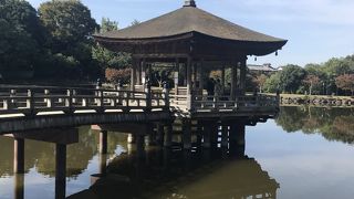 現在の浮見堂は平成６年に再建